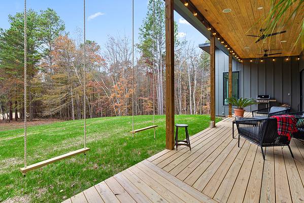 Truoba covered rear porch