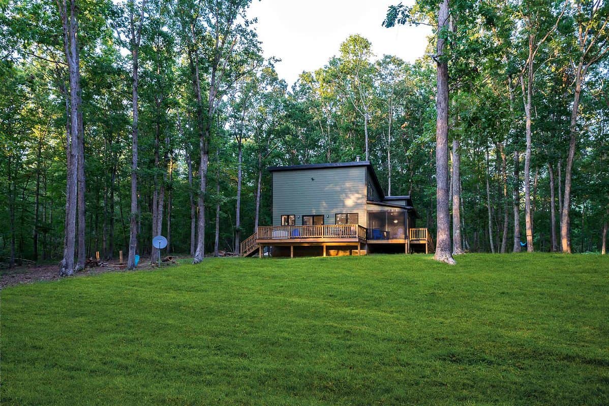 Lake House Design Ideas