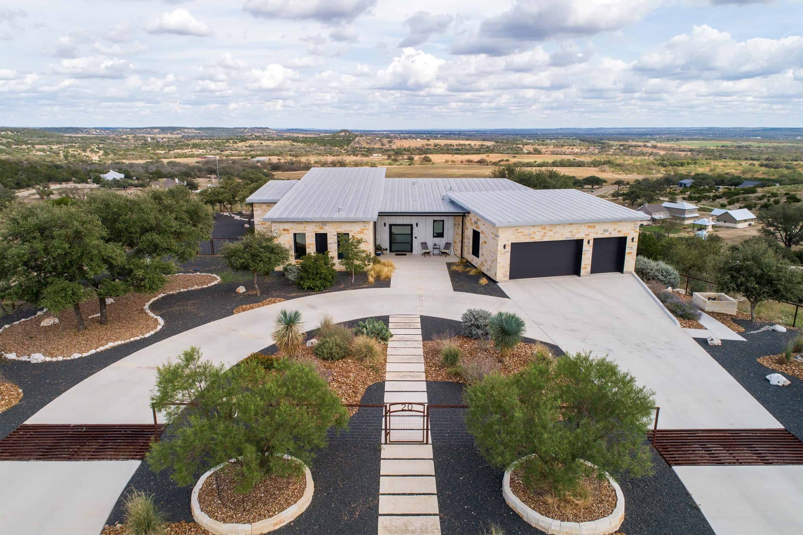 Truoba house front elevation in Texas